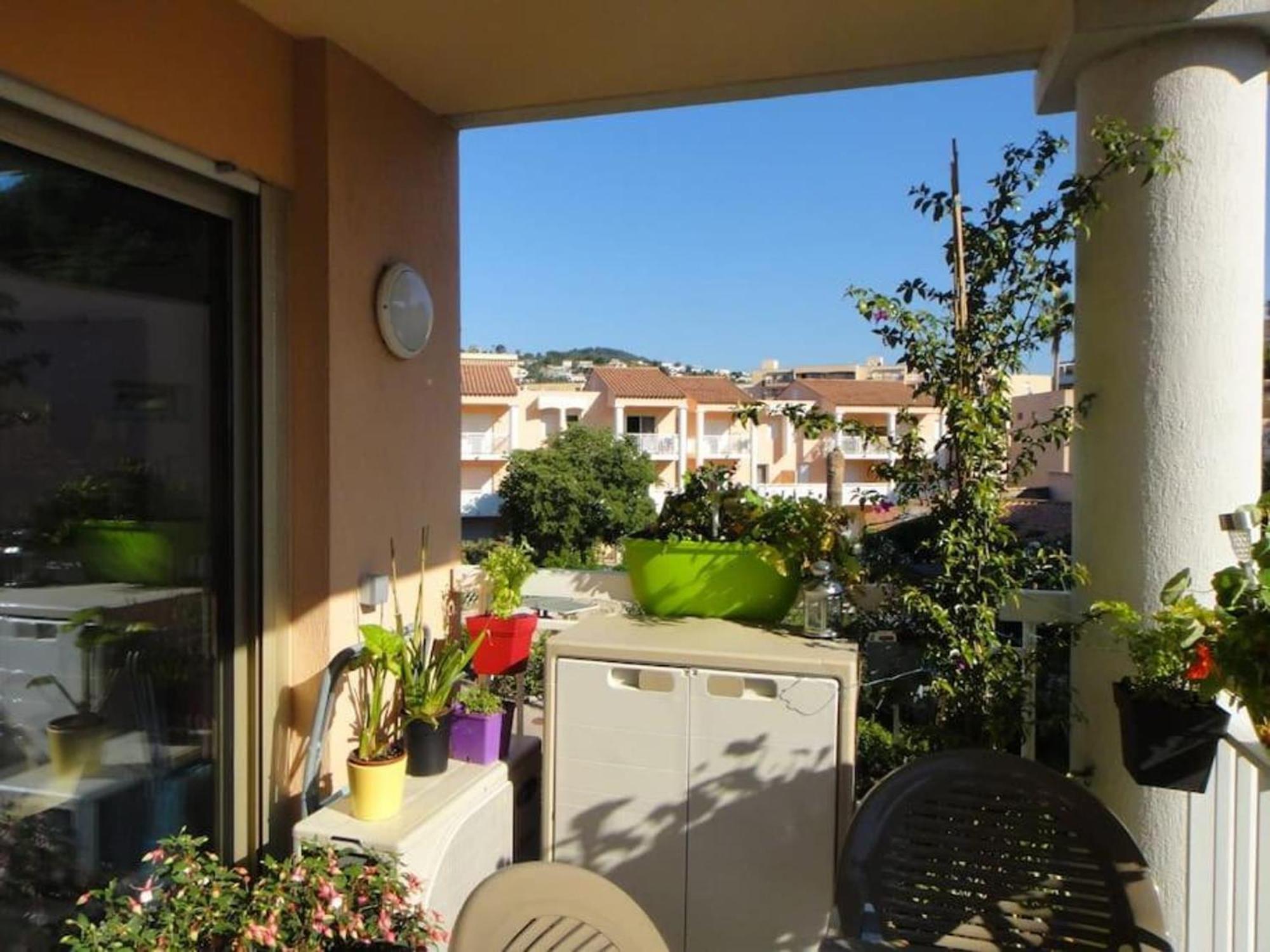 Appartement Accueillant A Golfe Juan 30 M² Piscine Exterior foto